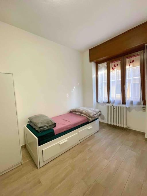 Appartamento Nolo 147 Milano Esterno foto